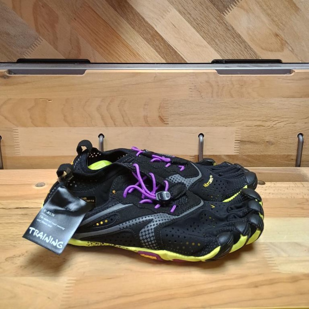 V RUN black/yellow/purple